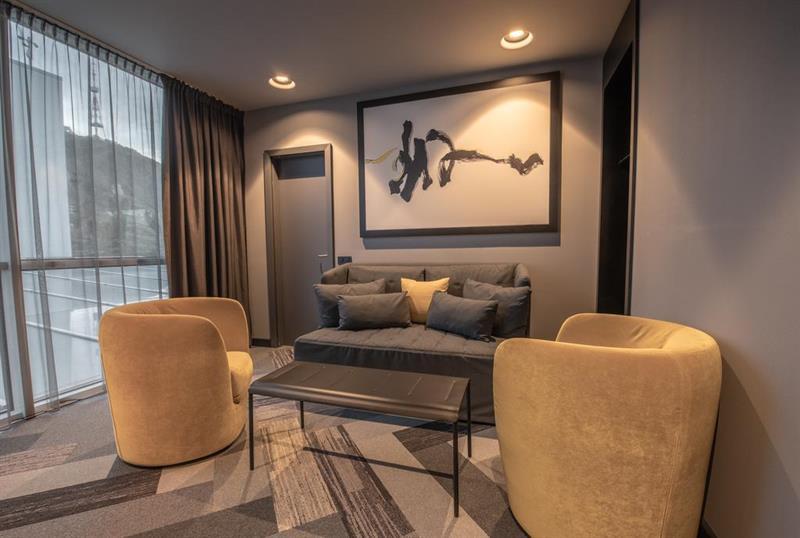 Radius Hotel Tbilisi Exteriör bild