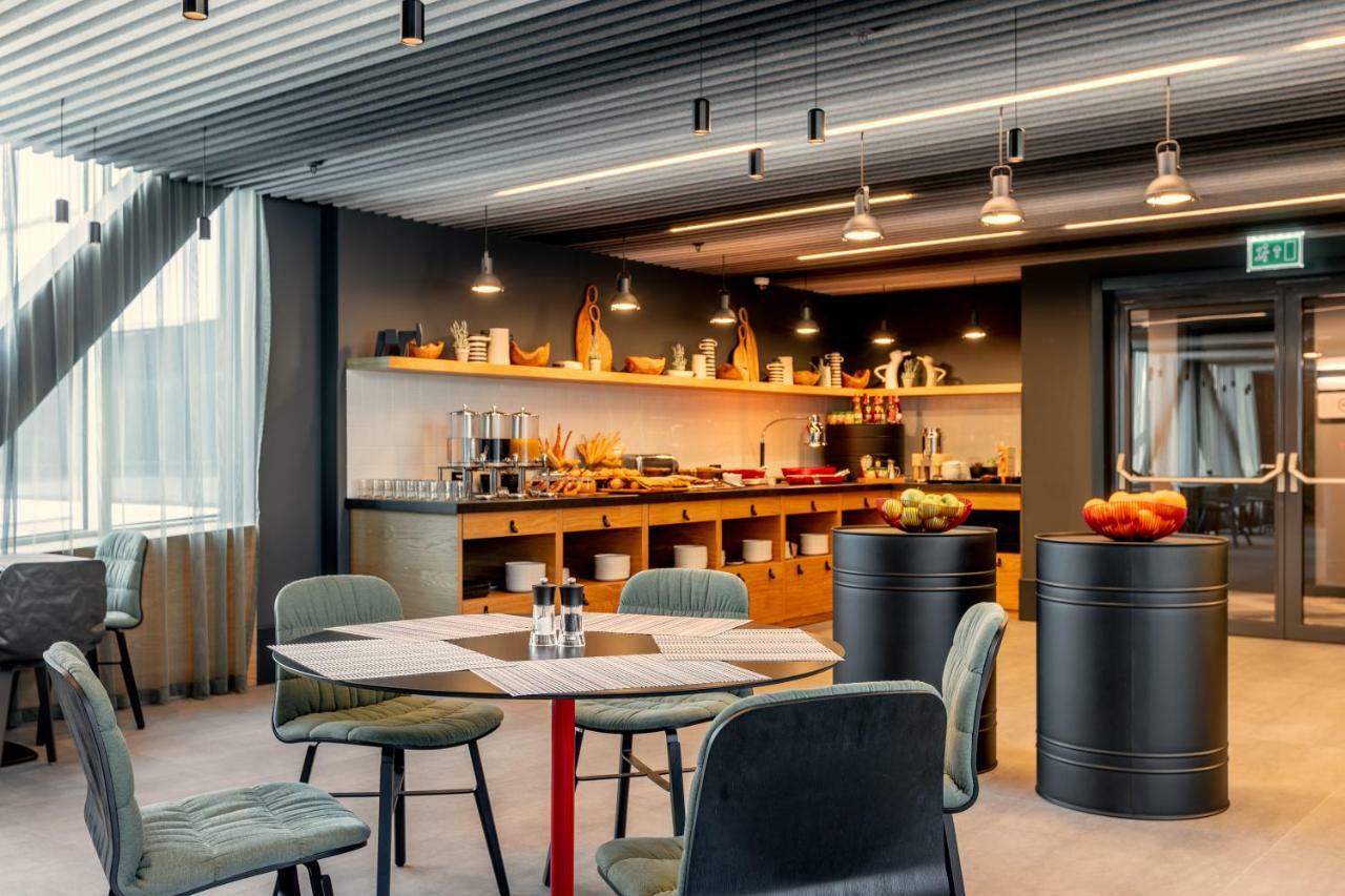 Radius Hotel Tbilisi Exteriör bild